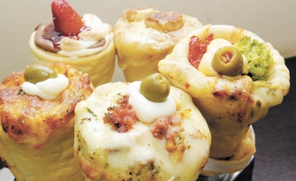 Pizzas pré-assadas e em formato de cone